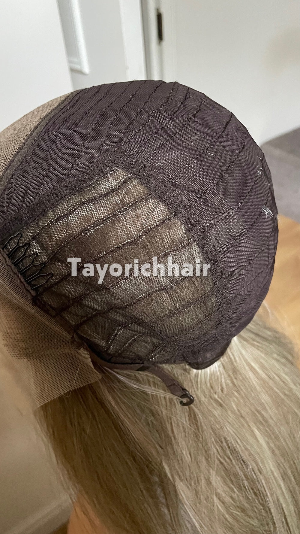 Dark Ash Blonde Synthetic Lace Front Wig with Black Roots & Money Piece Highlights – 18/20 Inch