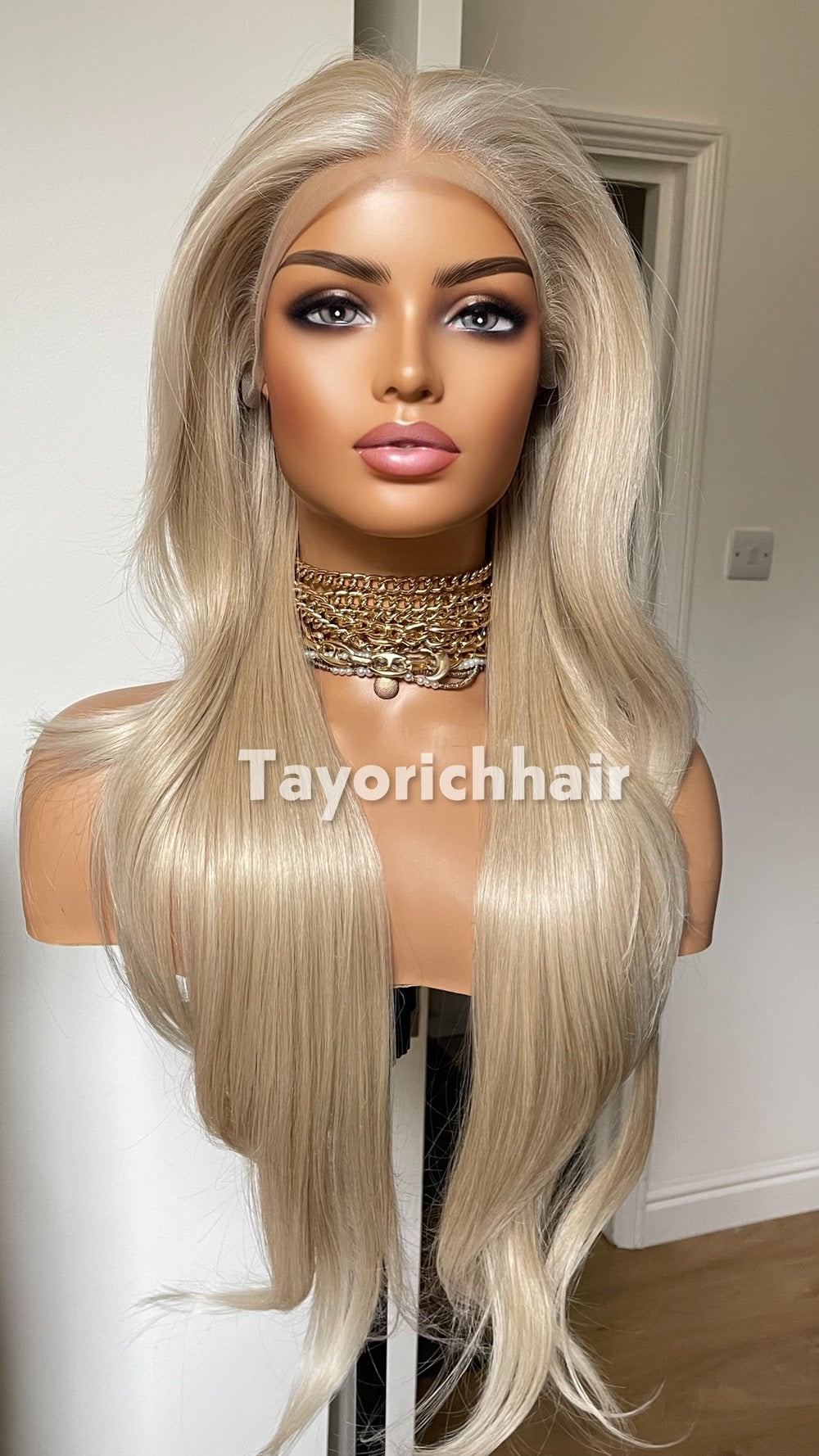 Light Honey Blonde Wig With Highlights; Curtain Bangs, Lace Front Synthetic Wig