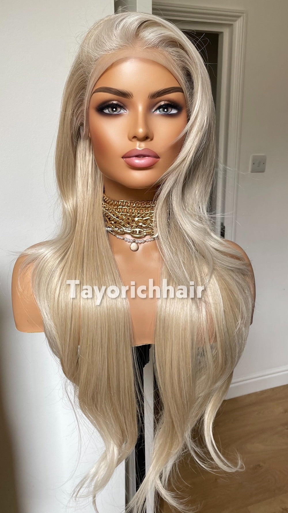 Light Honey Blonde Wig With Highlights; Curtain Bangs, Lace Front Synthetic Wig