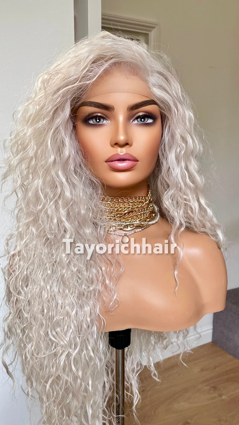 Tayorichhair 22-Inch Platinum Blonde Exotic Curly Synthetic Wig – Dark Roots, 13x3 Transparent Lace Front, Small XS Cap Lightweight Daily Wear Unit