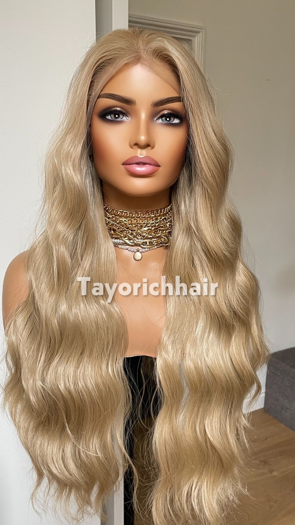 TayoRichHair | 24" Natural Ash Blonde Beach Wavy Lace Front Wig (13x6 Transparent Lace)