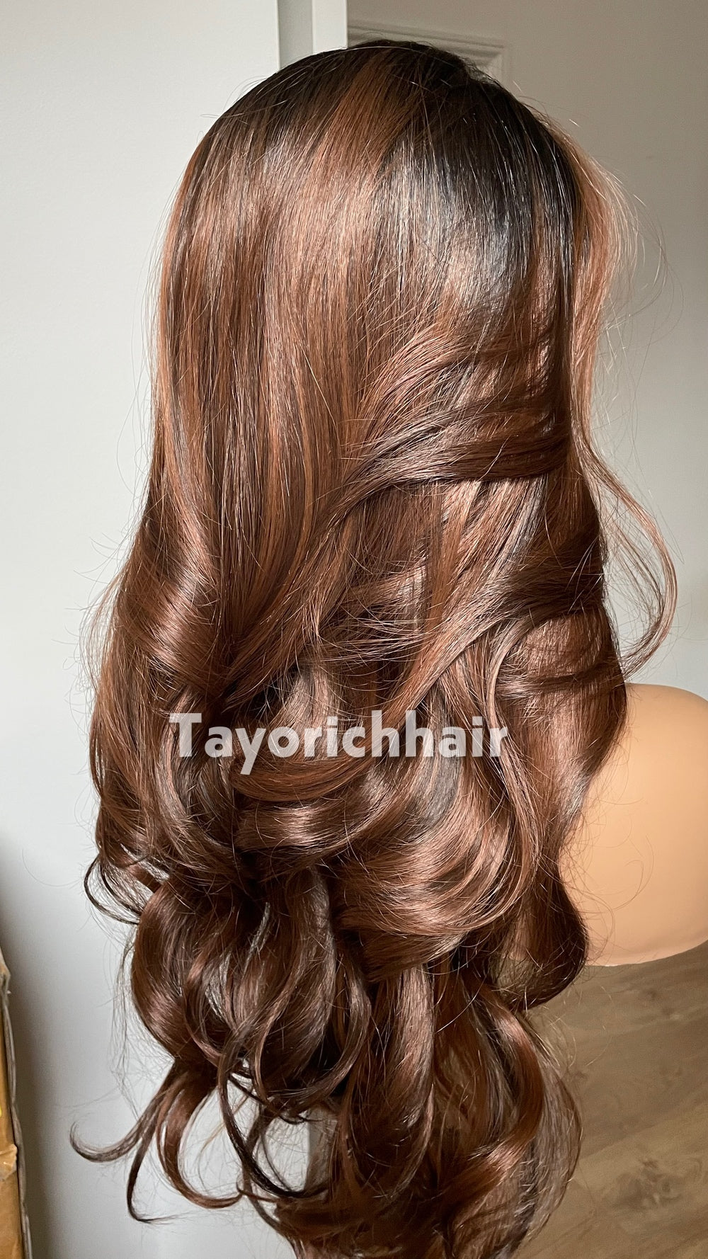 Tayorichhair 26-Inch Mahogany Brown & Black Bouncy Wavy Synthetic Wig – Black Roots, 13x4 Transparent Lace Front, Medium Cap Daily Wear Unit