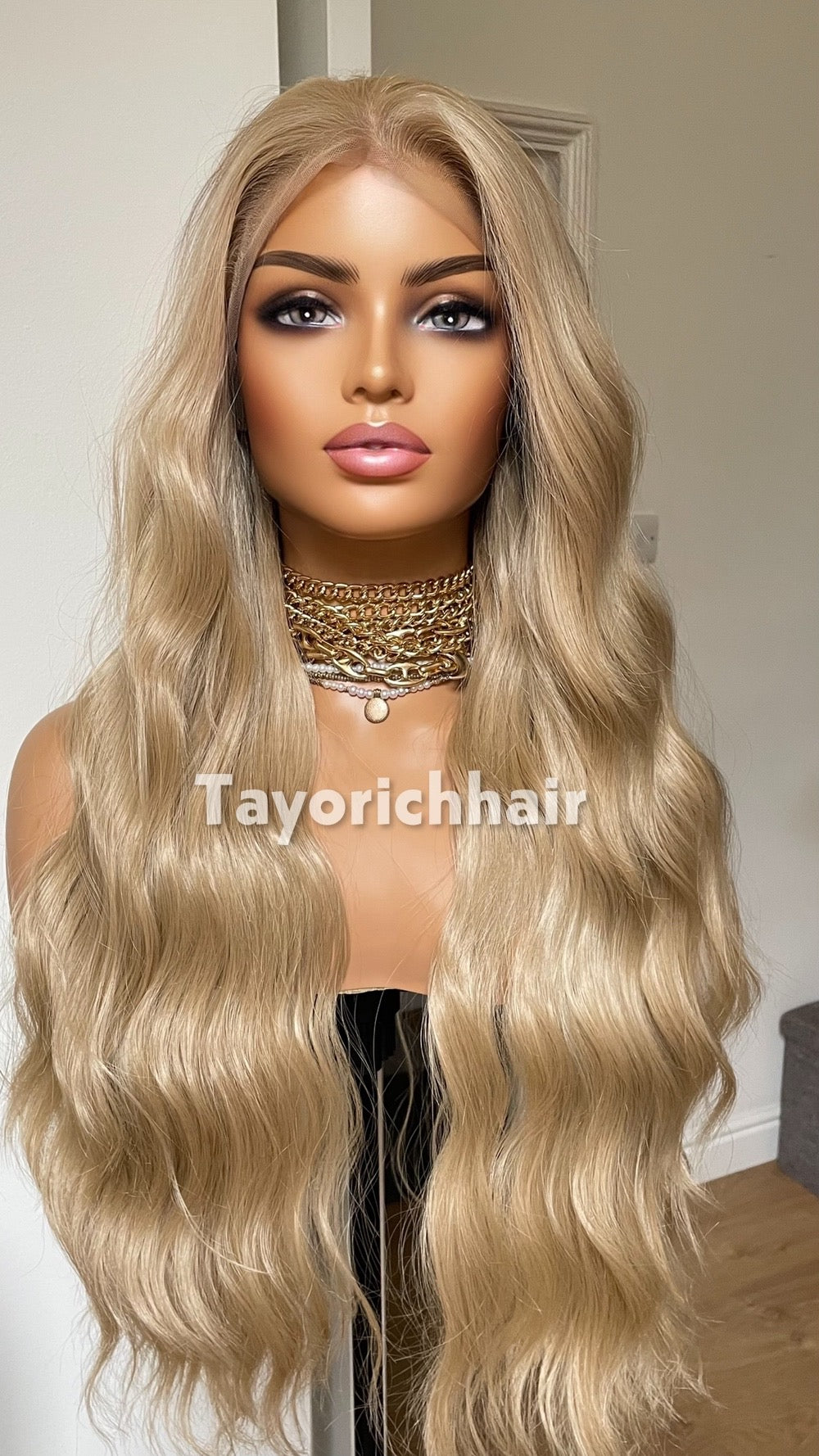 TayoRichHair | 24" Natural Ash Blonde Beach Wavy Lace Front Wig (13x6 Transparent Lace)