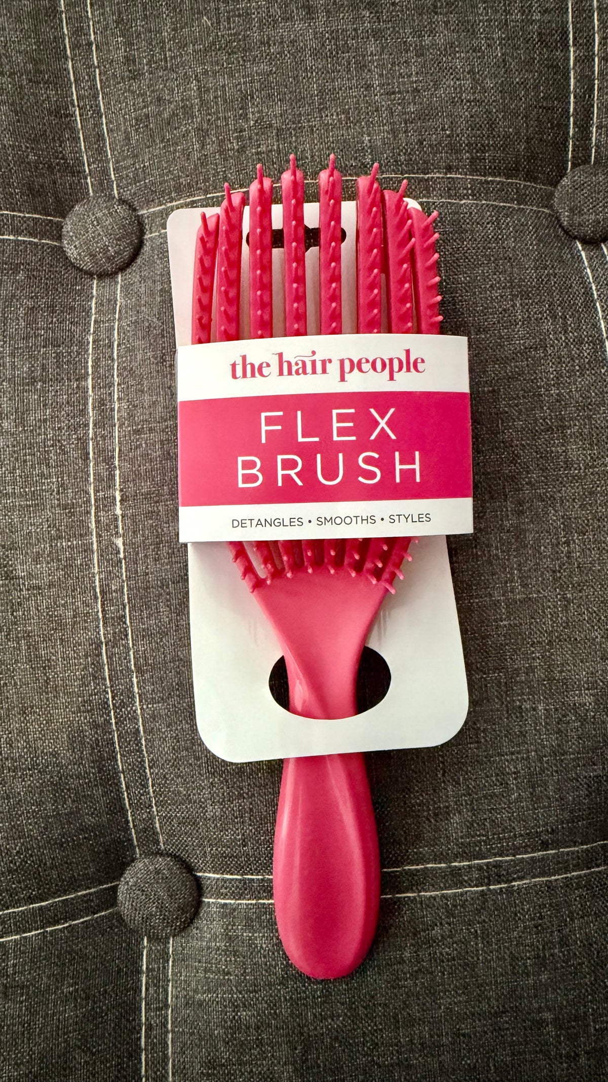The Flex Brush | Detangle, Smooth & Style for Synthetic Wigs