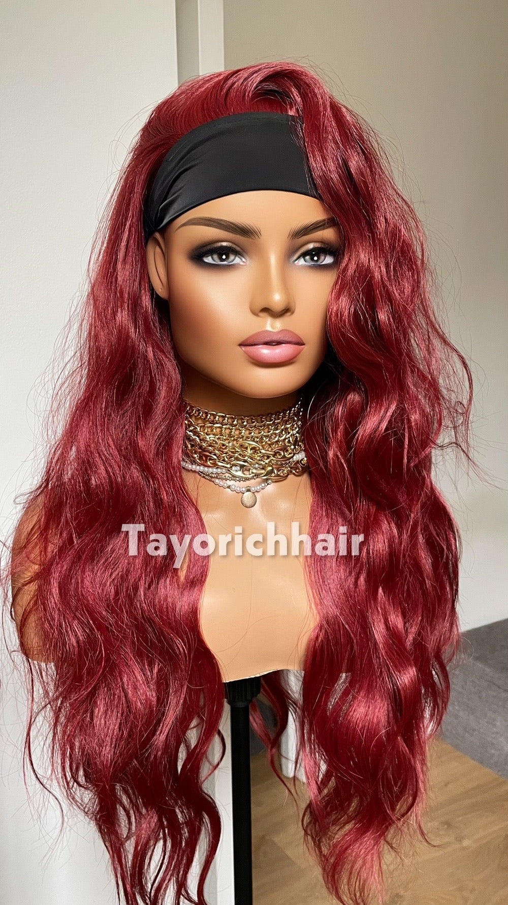 Deep Red Ponytail Wig: Heat-Friendly Synthetic Hair, 22-Inch Layered Waves