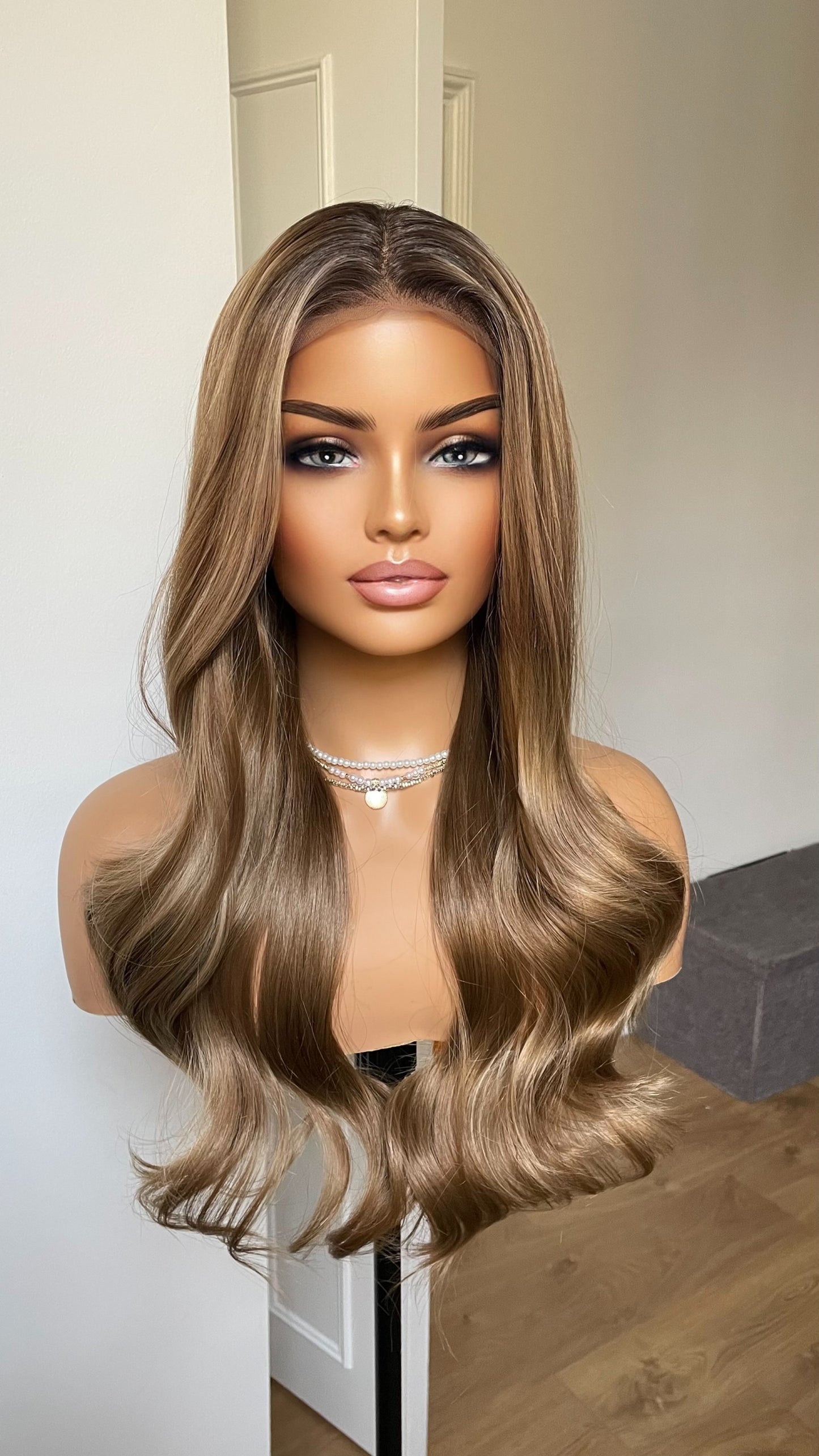 Mixed Ash Brown Lace Frontal Wig With Black Roots/ Mixed Brown Synthetic Wig For Womem Daily Wear Alopecia Hairloss Wigs/ Brown Wavy Hair