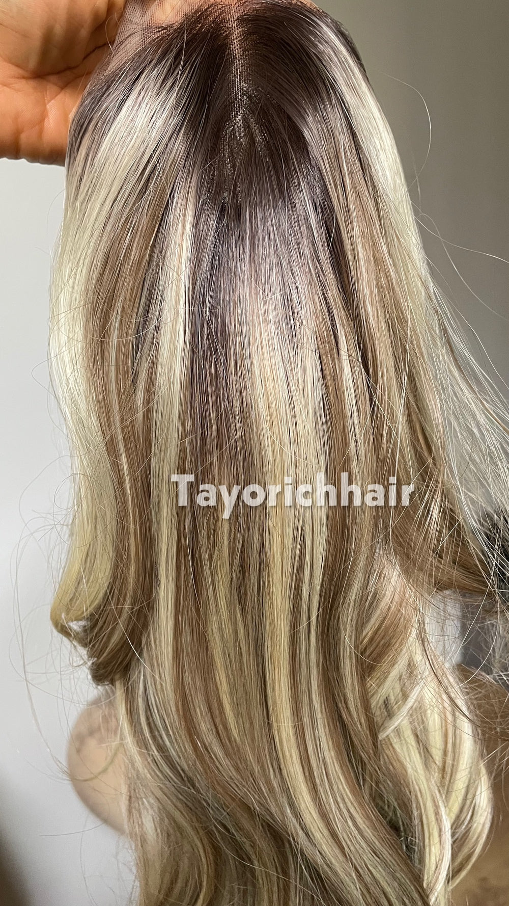 Mixed Blonde Synthetic Wig With Dark Root•Wavy Hair Lace Front Wig With 13x4 Lace•24 Inches Rooted Blonde Wig For Women•Middle Part Lace Wig