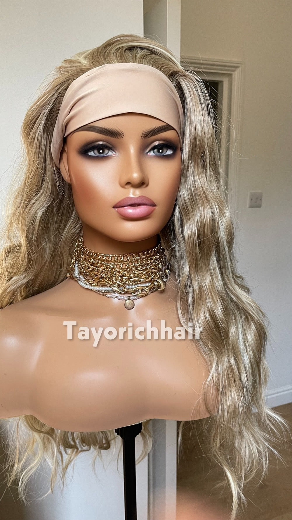Ponytail Gym Wig With Band / Exercise Wig/ Workout Blonde Wig With Head Band/Heat Safe Synthetic Curly Wig For Running And Daily Workout