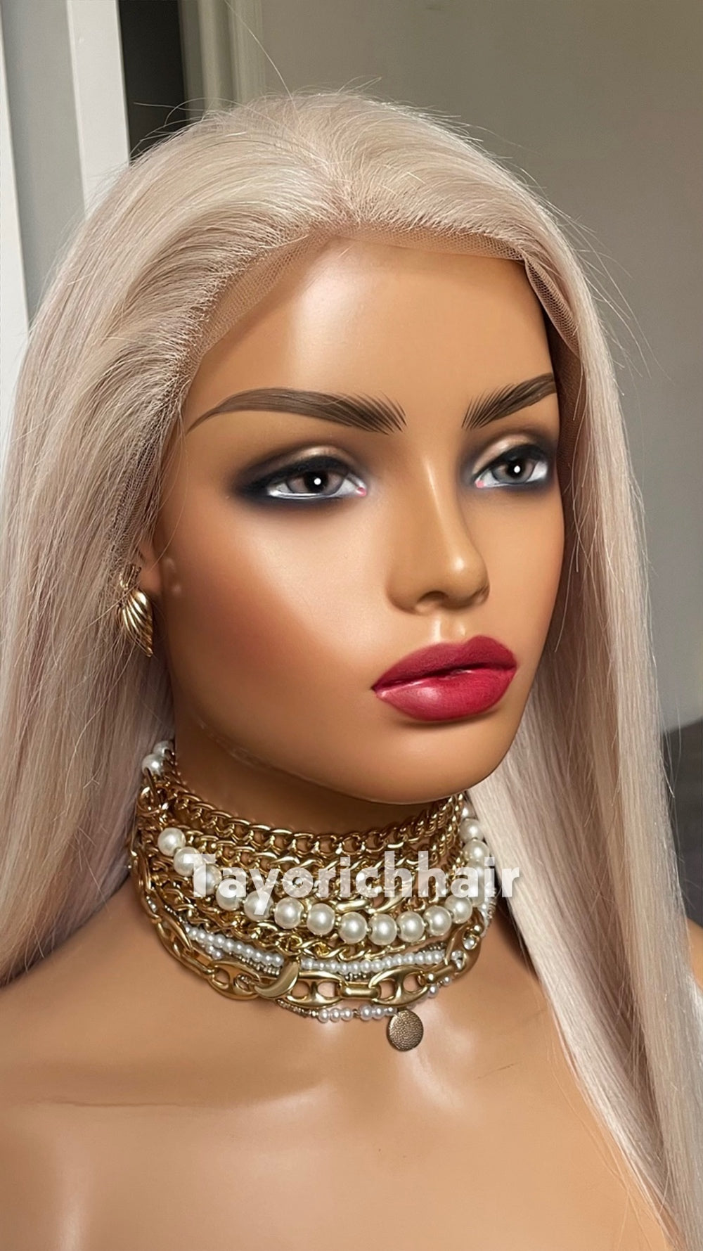 20-Inch Platinum Blonde Straight Human Hair Wig – 13x4 HD Lace, 180% Density