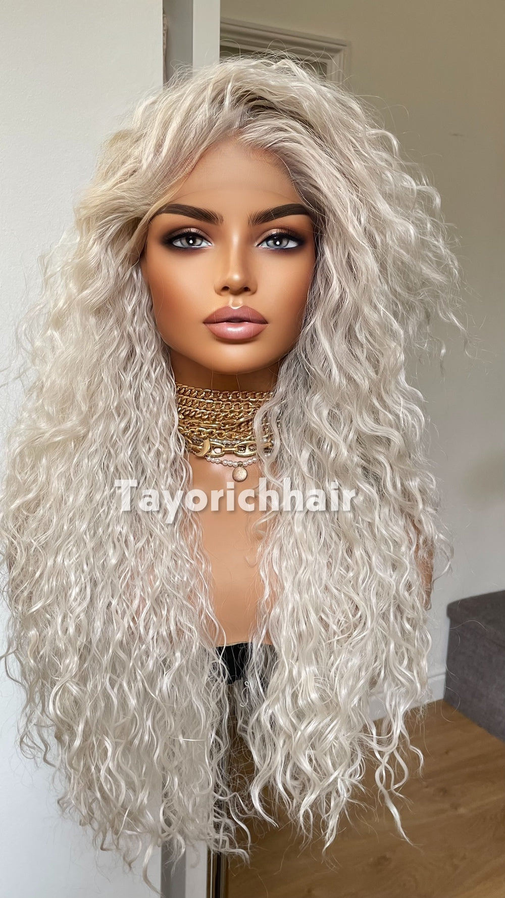 Tayorichhair 22-Inch Platinum Blonde Exotic Curly Synthetic Wig – Dark Roots, 13x3 Transparent Lace Front, Small XS Cap Lightweight Daily Wear Unit