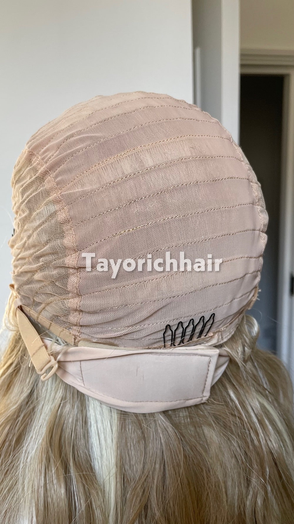 Ponytail Gym Wig With Band / Exercise Wig/ Workout Blonde Wig With Head Band/Heat Safe Synthetic Curly Wig For Running And Daily Workout
