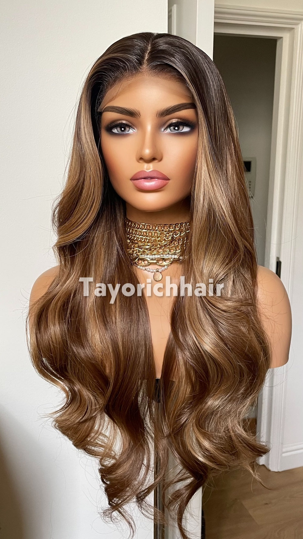 Tayorichhair 26-Inch Multi-Tonal Toffee Brown Bavy Wavy Synthetic Wig – Black Roots, 13x4 Transparent Lace Front, Medium Cap Elegant Daily Wear Unit