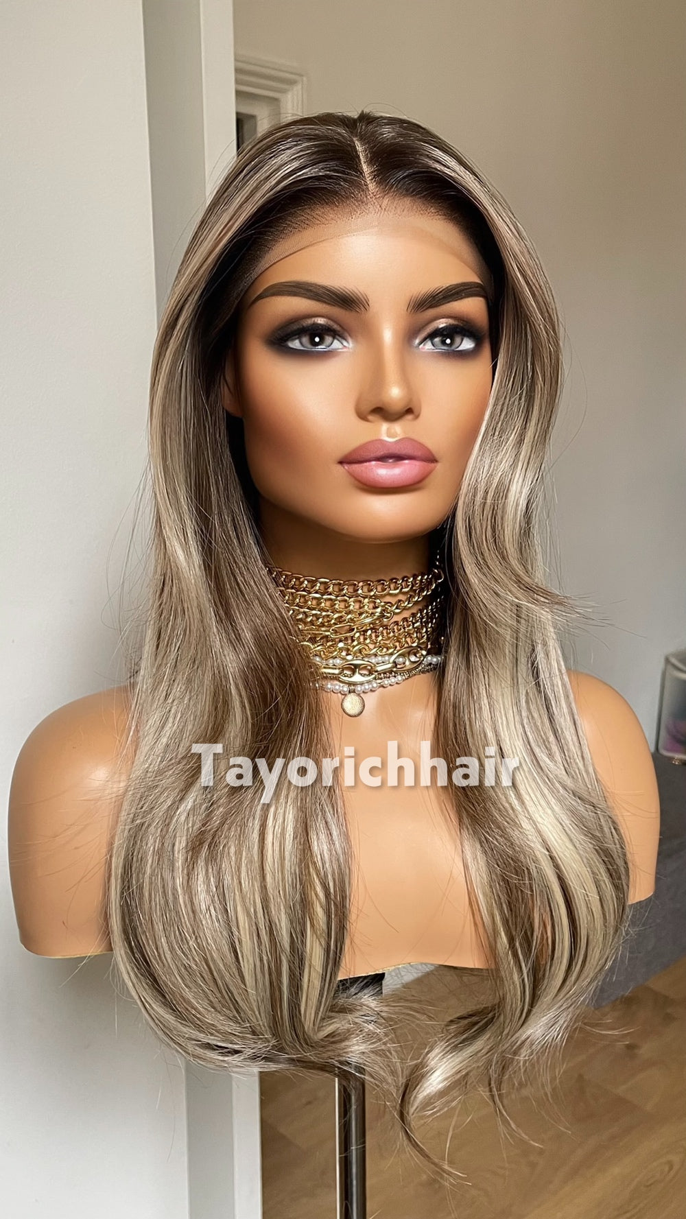 Dark Brown & Blonde Mixed Wig | 20” Wavy Glueless