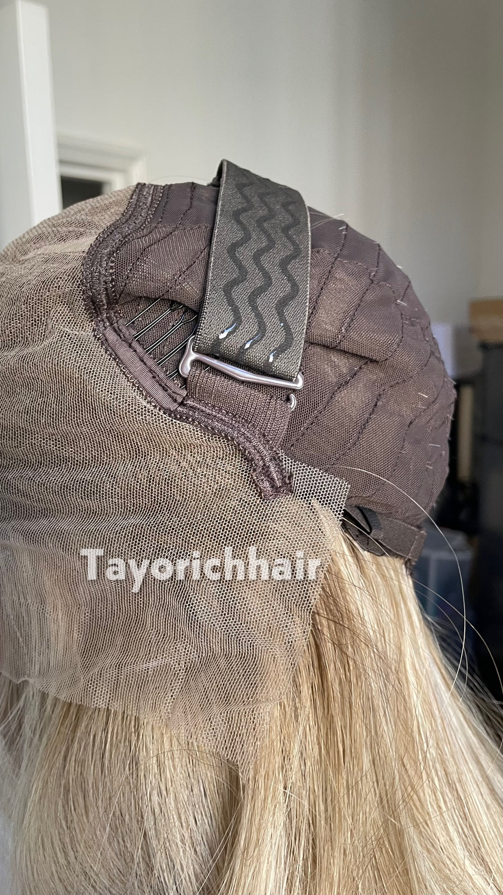 Medium Ash Blonde Wig with Soft Highlights | 22” Layered Wavy Lace Front Wig | Natural Looking Glueless Wig | Tayorichhair
