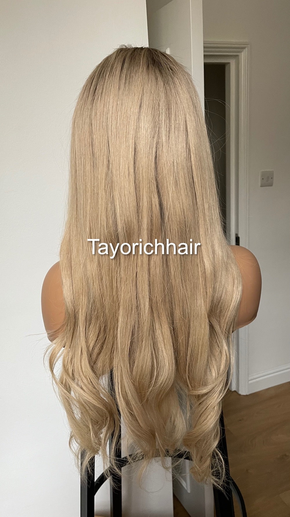 Glueless Human Hair Wig in 22 Inches•Smal Cap Size Wig•Rooted Ash Blonde Human Hair Wig•5X5 HD Lace•Bleached Knots Wig•Beginner Frindly Wig