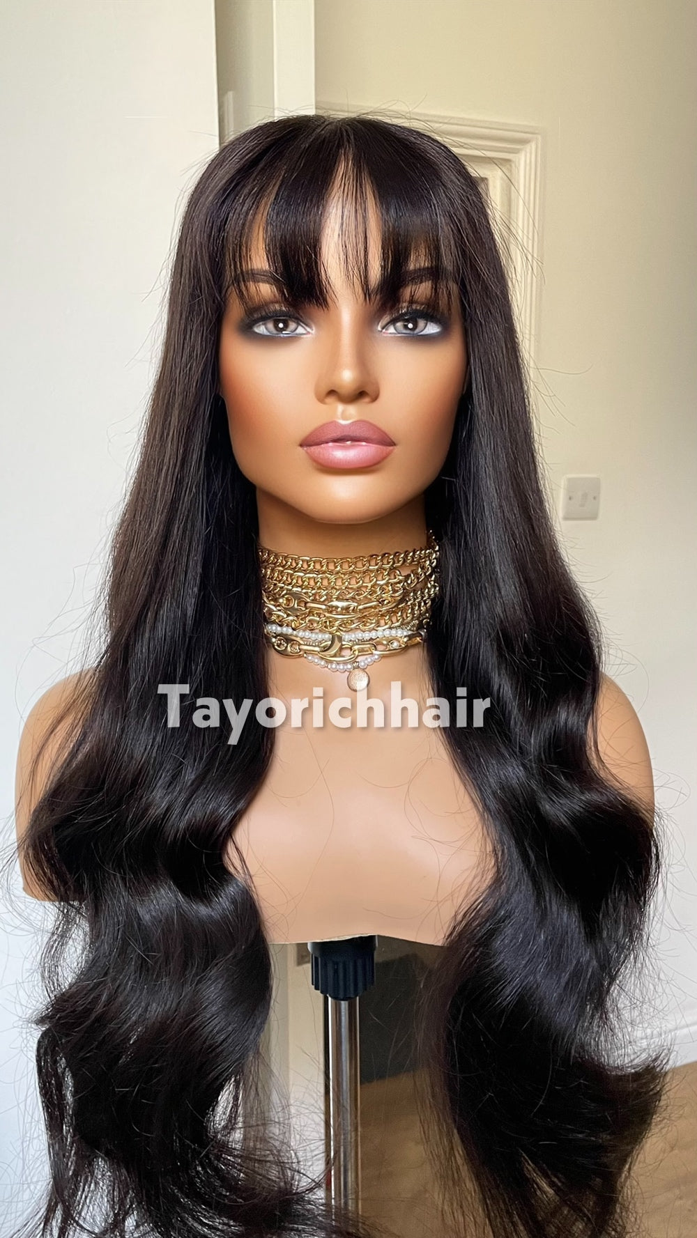 TayoRichHair 4x4 HD Lace Wavy Wig with Bangs – 100% Soft Human Hair (24 Inch, 150% Density, Color 1B, Small/Extra-Small Cap, Snug Glueless Fit)
