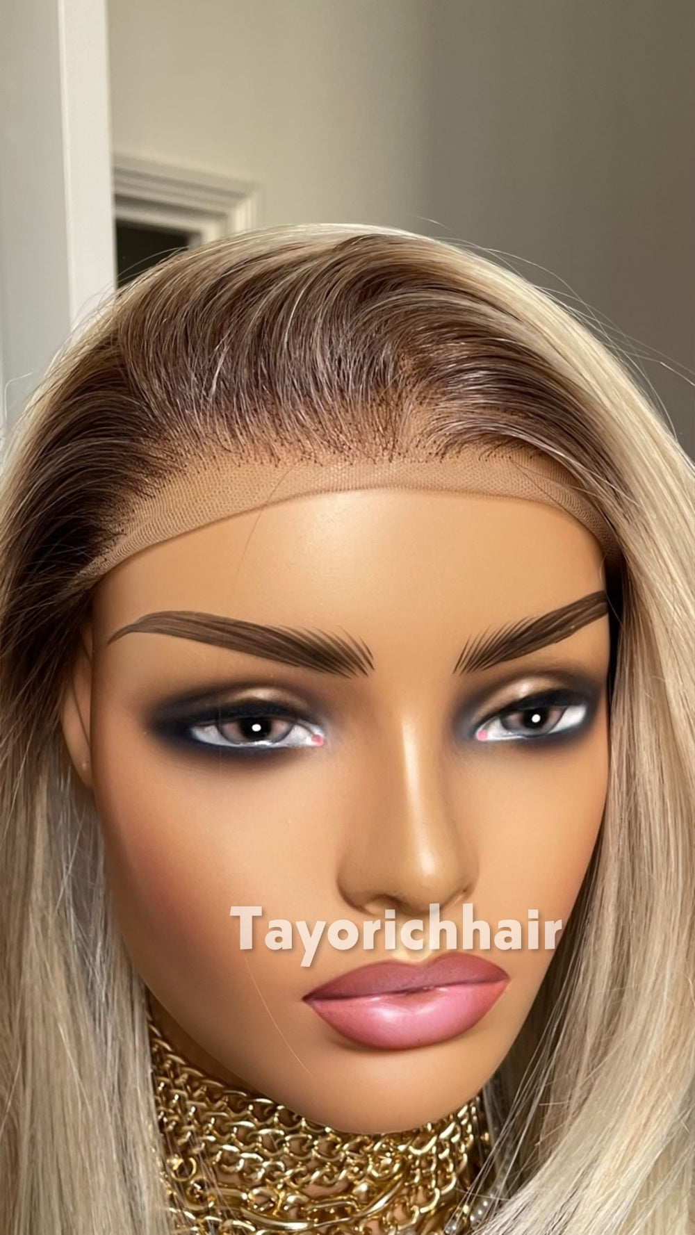 Light Blonde Wig with Dark Roots | 18” Straight