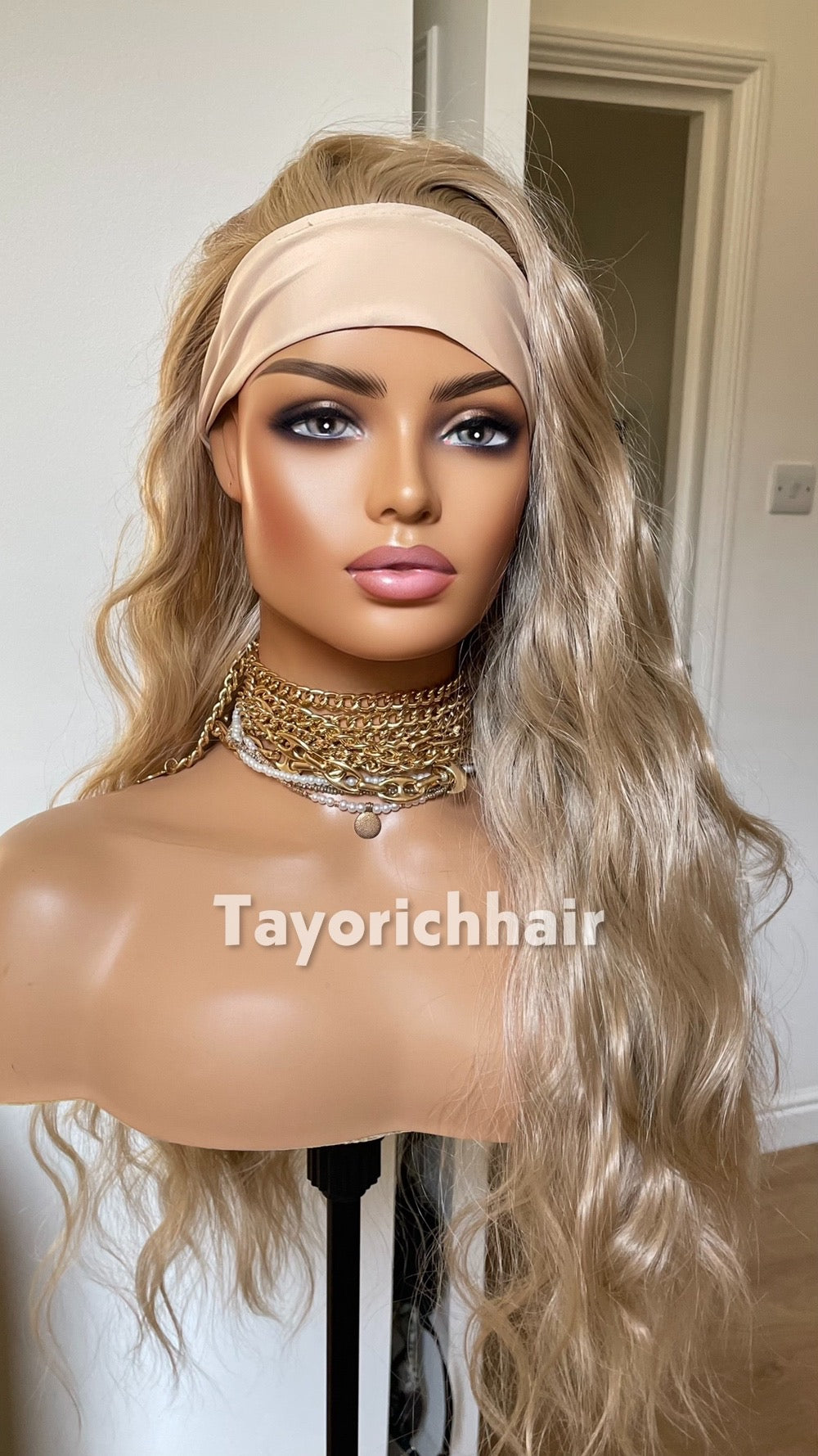 Glueless Ponytail Wig: Heat-Safe Synthetic Updo with Headband