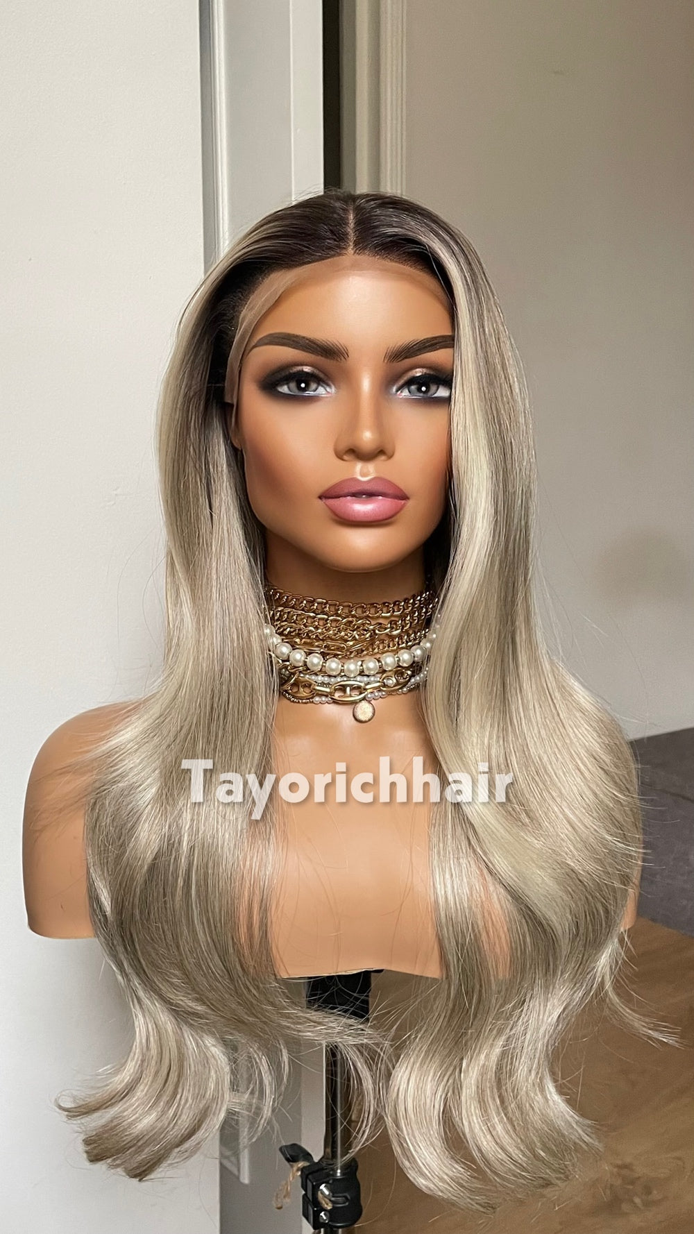 Dark Ash Blonde Synthetic Lace Front Wig with Black Roots & Money Piece Highlights – 18/20 Inch