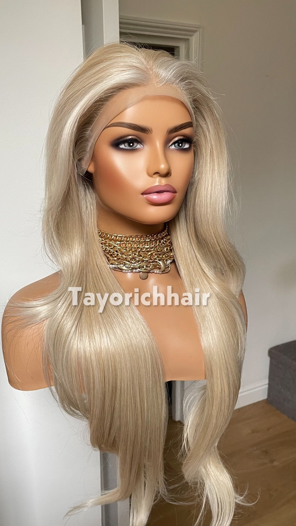 Light Honey Blonde Wig With Highlights; Curtain Bangs, Lace Front Synthetic Wig