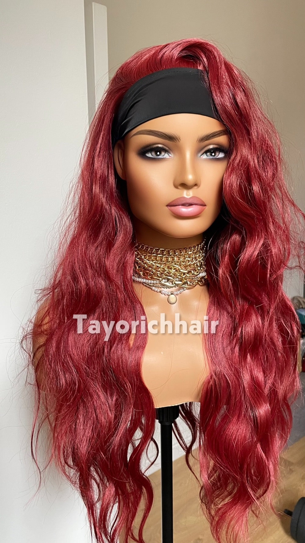Deep Red Ponytail Wig: Heat-Friendly Synthetic Hair, 22-Inch Layered Waves