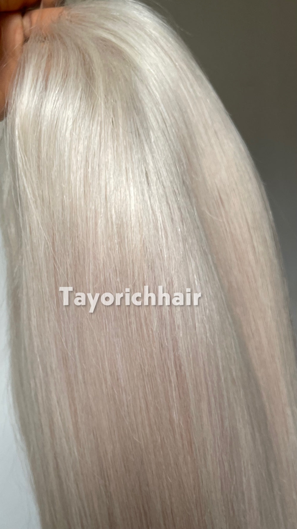 20-Inch Platinum Blonde Straight Human Hair Wig – 13x4 HD Lace, 180% Density