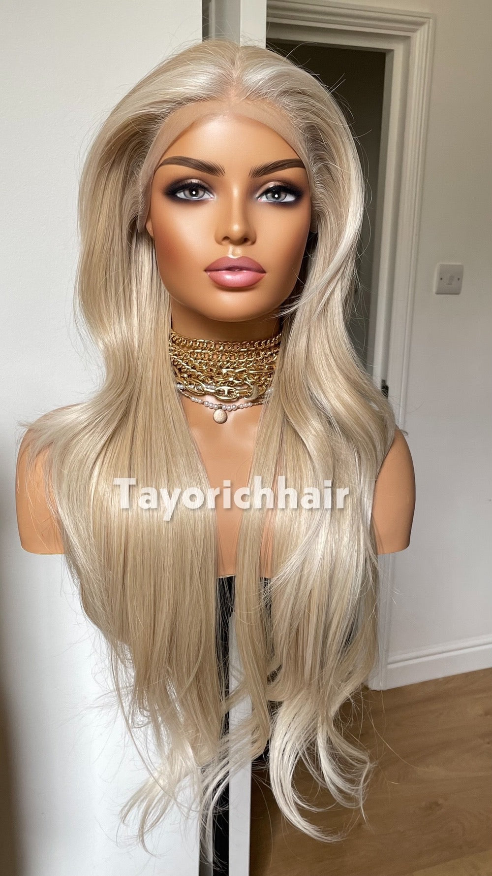 Light Honey Blonde Wig With Highlights; Curtain Bangs, Lace Front Synthetic Wig