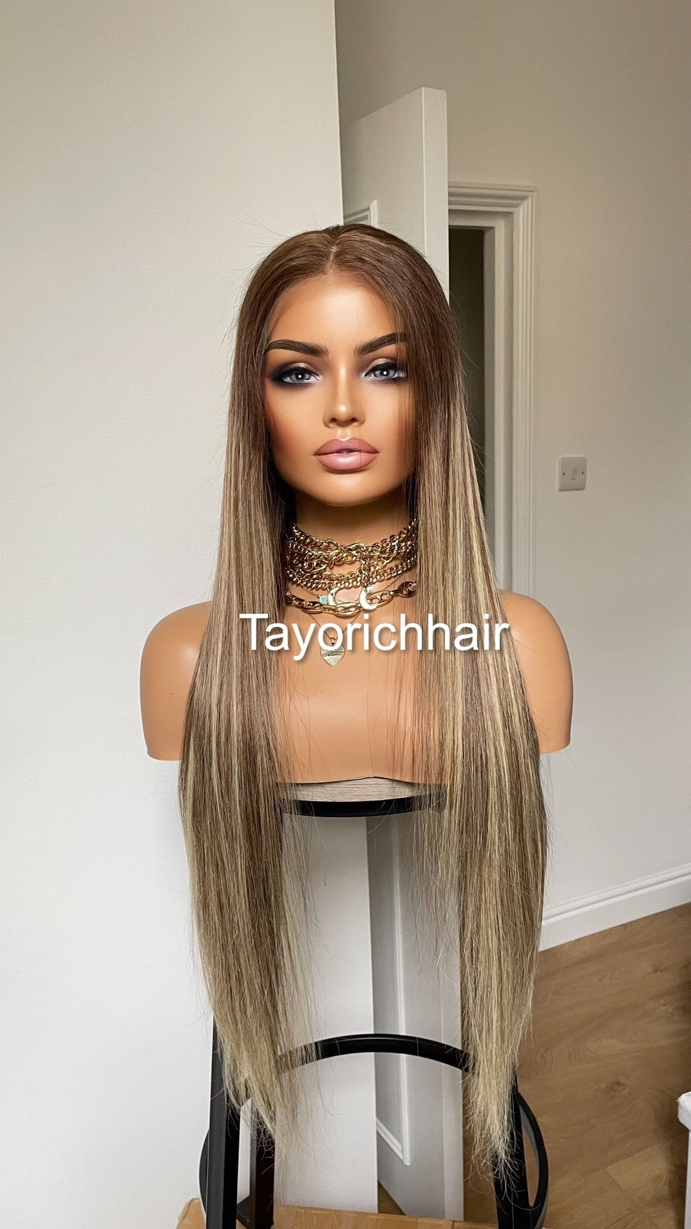 Ombre Balayage Brazilian Human Hair Wig•13x4 HD Lace Wig•Dark Brown Roots 26 Inches Long Straight Hair Wig•Ready To Ship Wig For Hairloss
