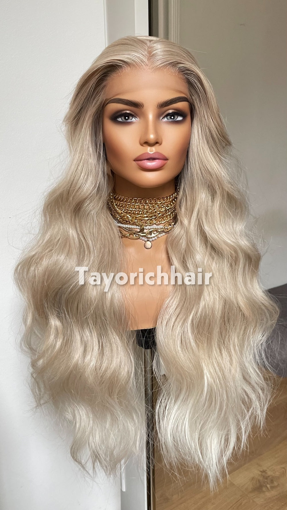 Blonde 26” Wavy Wig | 13x6 Lace & Versatile Part