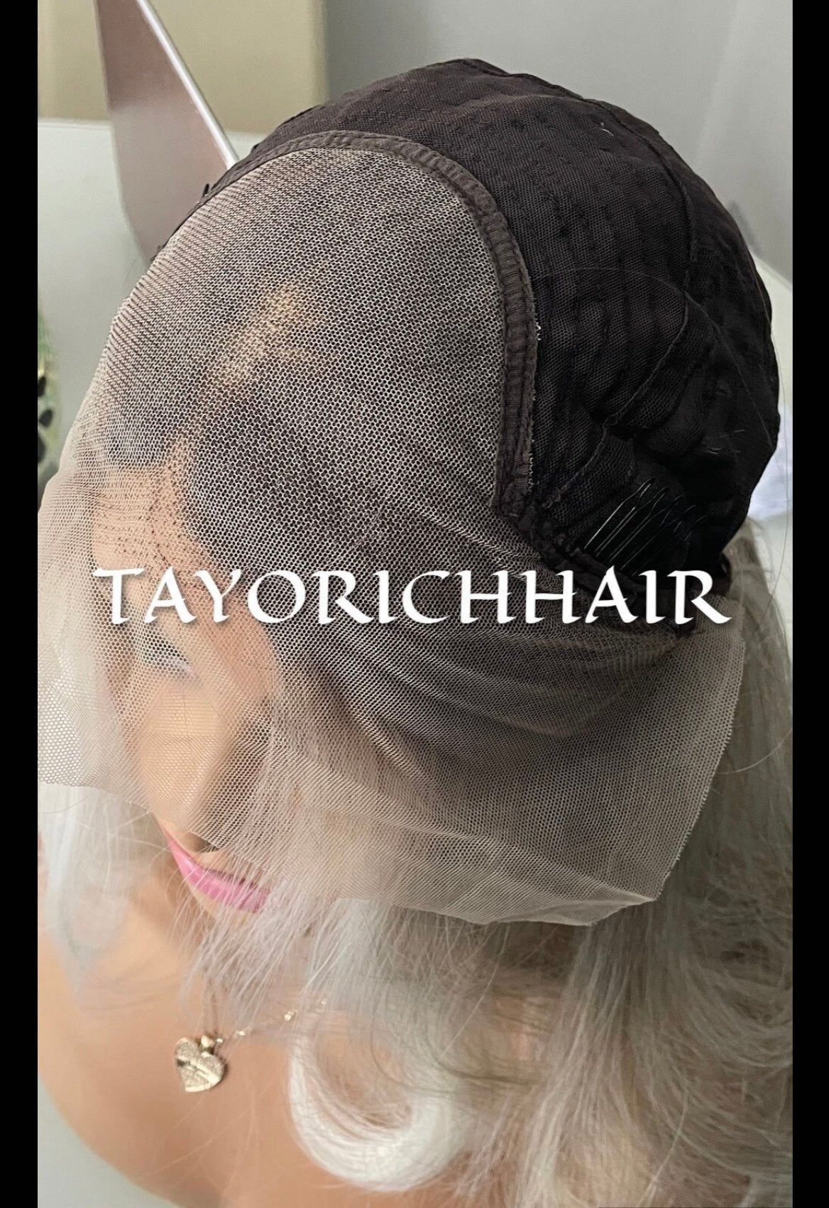 Dark Ash Synthetic Wig With Money Piece•Platinum Blonde Highlights• 24 Inches Bouncy Wavy Hair•Middle Part Realistic Wig•Ready To Ship Wigs