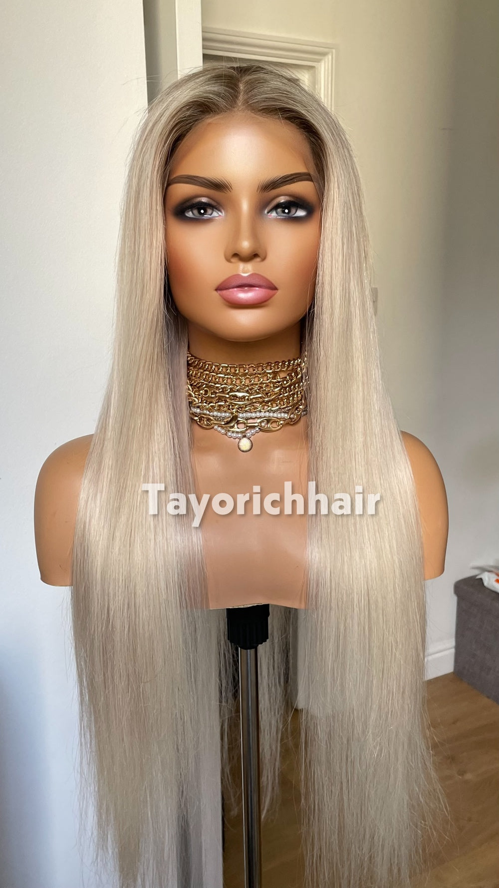 TayoRichHair 13x4 HD Lace Front Ash Platinum Blonde Straight Wig – 100% Human Hair (24 Inch, 200% Density, Dark Roots, Average Cap)