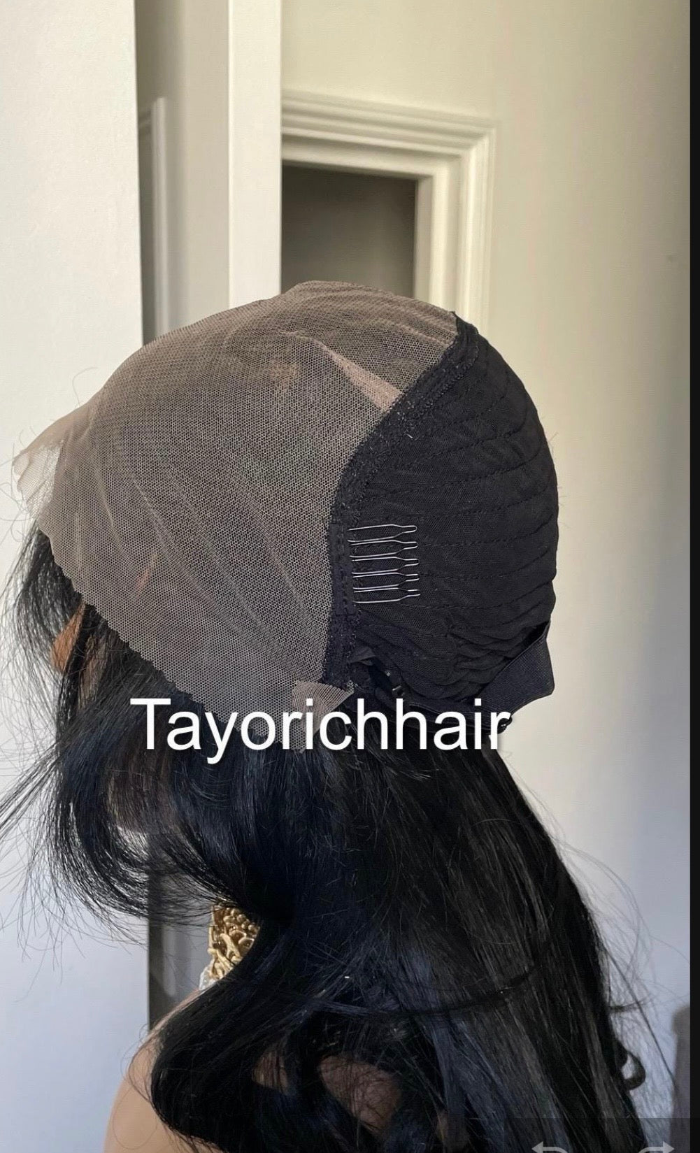 Black Wavy Wig Layered 24 Inch Hair