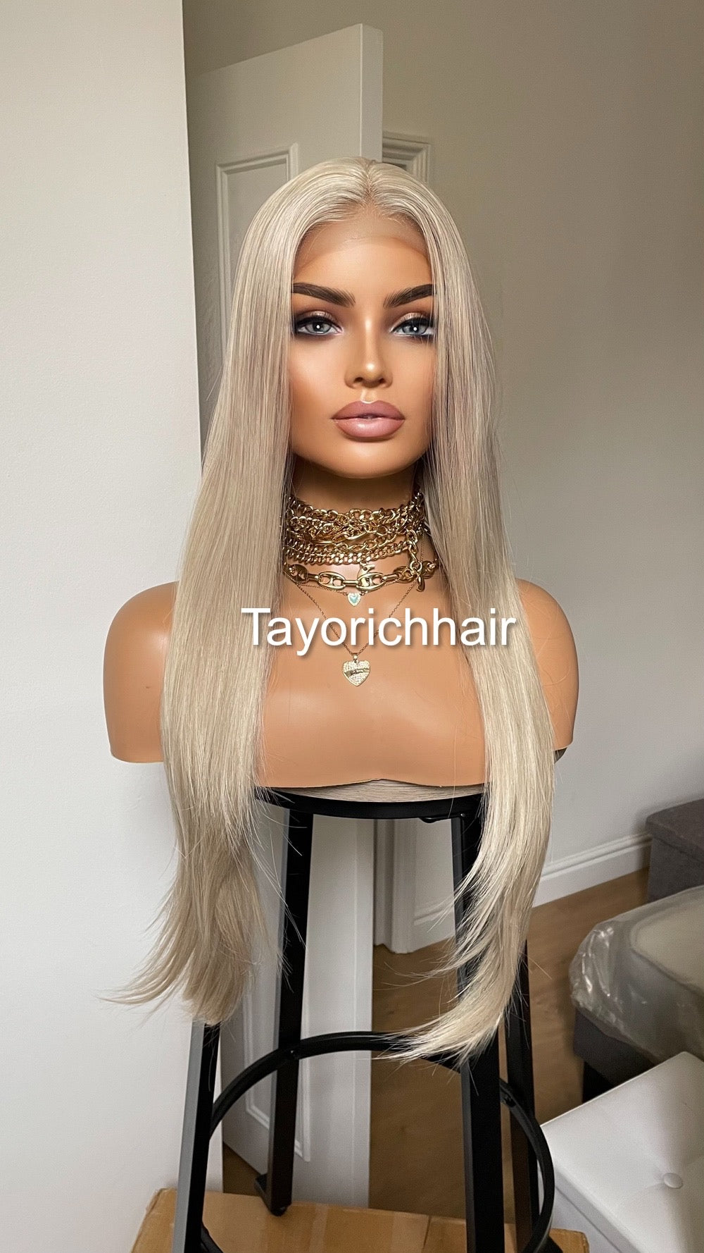 Pearl Blonde Synthetic Lace Wig