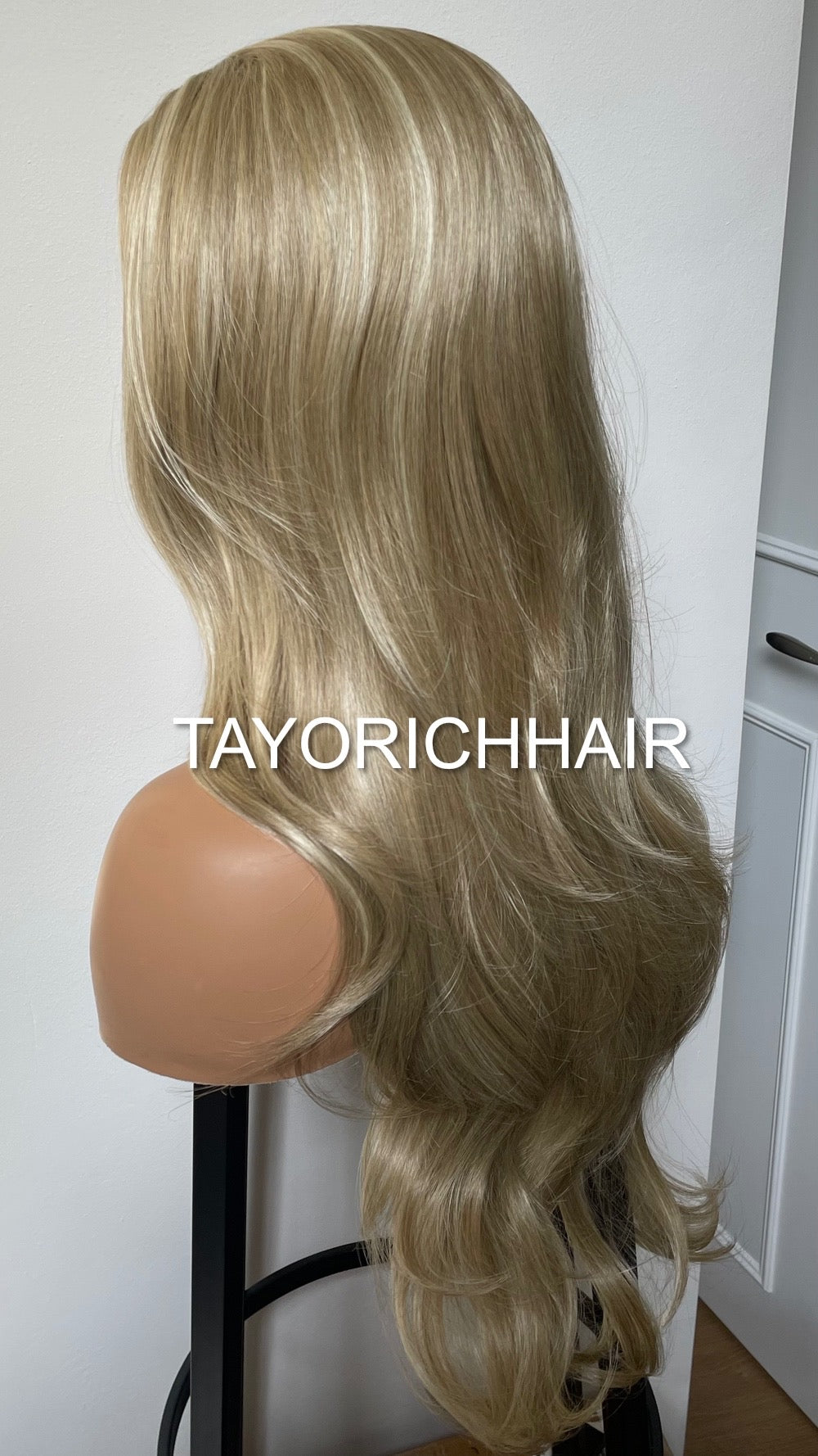 Slight Wavy Blonde Lace Front Wig With Streaks/Long Bouncy Ashy Olive Heat Safe Synthetic Wig 13x3 Lace Front Wig For Women