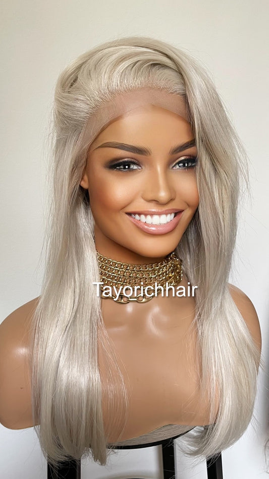 Platinum Blonde Wig With Lowlights•Heat Safe Synthetic Wigs For Womem