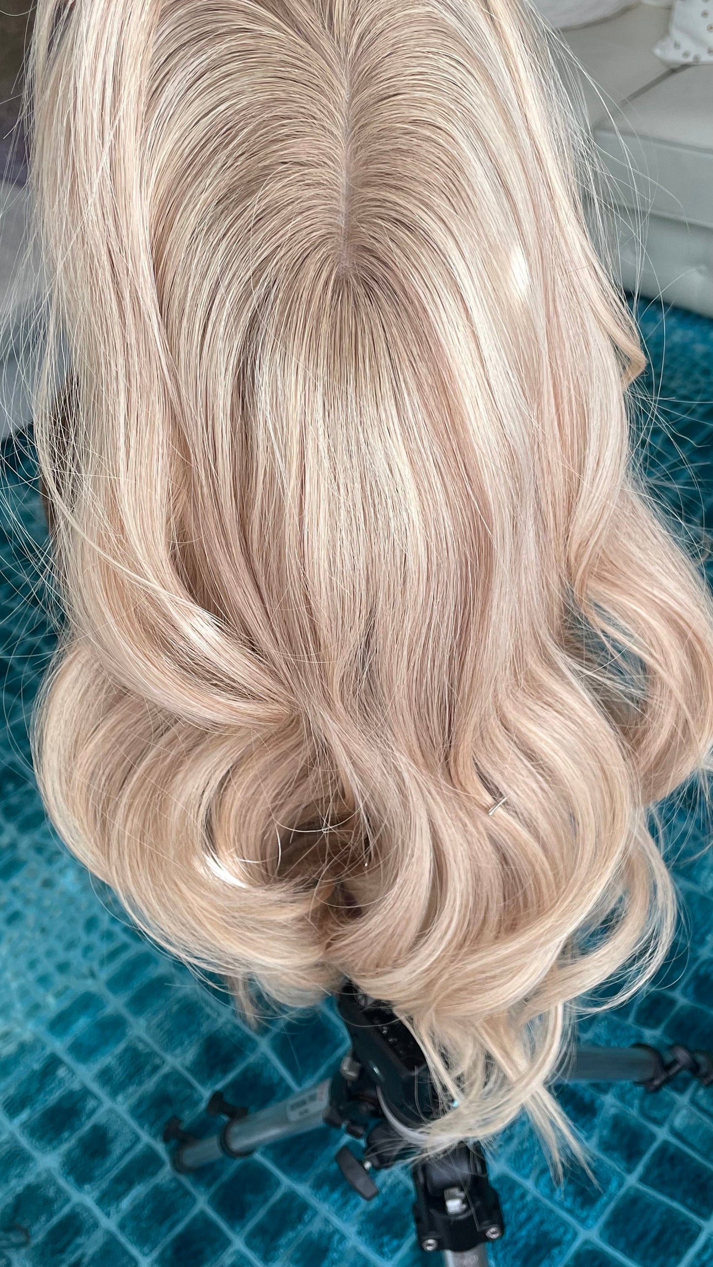 Mixed Blonde Silk Base With Weft Topper Sizes 5x6 14 Inches / Slightly Dark Roots Mixed Light Blonde And Ash Blonde Topper With Weft