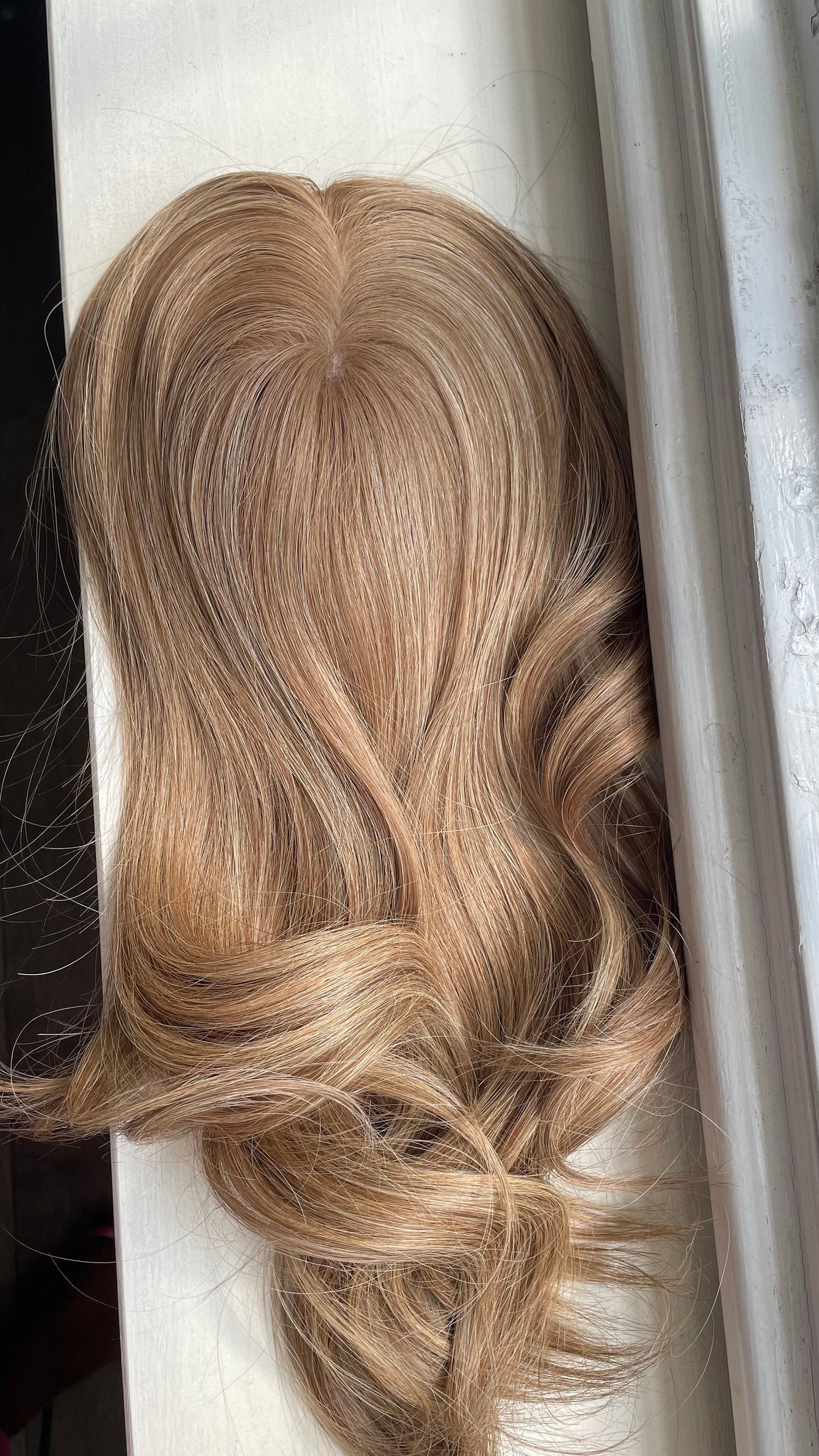 Mixed Ash Blonde Silk Base Topper 5x6 14 Inches Wavy/ Mixed Blonde Lush Human Hair Topper For Daily Wear/Hair Toppers For Women TAYORICHHAIR