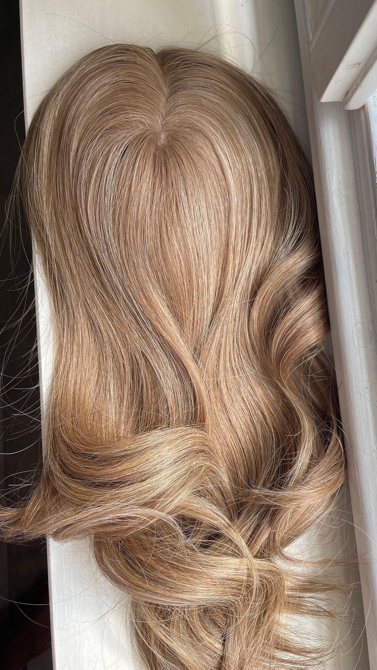 Mixed Ash Blonde Silk Base Topper 5x6 14 Inches Wavy/ Mixed Blonde Lush Human Hair Topper For Daily Wear/Hair Toppers For Women TAYORICHHAIR