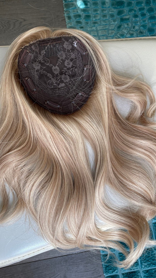 Mixed Blonde Silk Base With Weft Topper Sizes 5x6 14 Inches / Slightly Dark Roots Mixed Light Blonde And Ash Blonde Topper With Weft
