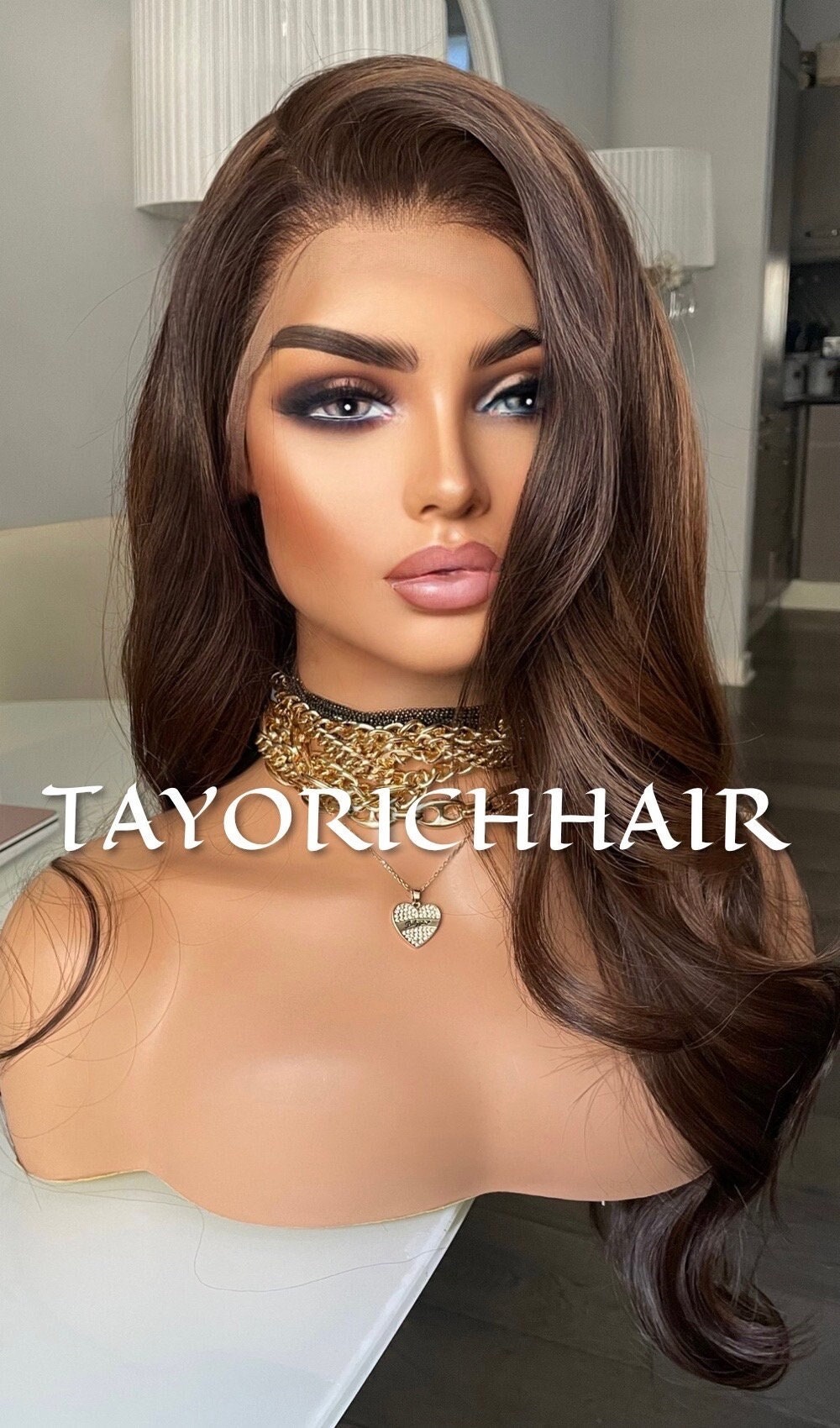 Brunette Brown Lace Wig With Highlights/Dark Brown Elegant Short Wavy Wig/Heat Friendly Synthetic Luxury Wigs For Women/ Free Part Wig