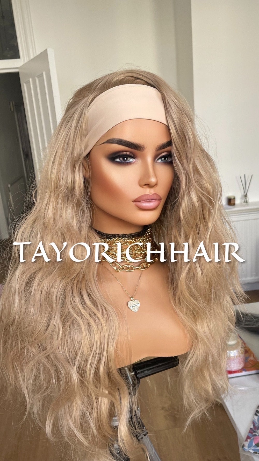 Ponytail Gym Wig With Band / Exercise Wig/ Workout Ash Blonde Wig With Head Band/Heat Safe Synthetic Curly Wig For Running And Daily Workout
