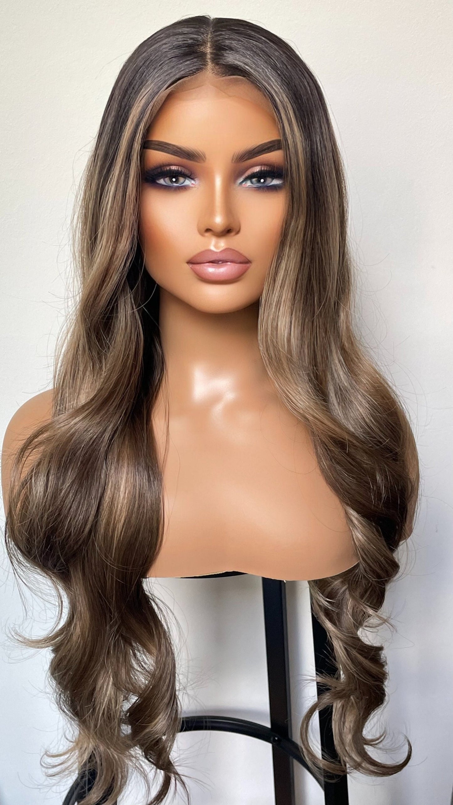 Money Piece Black And Ash Blonde Mix 13x4 Wide Lace Front Wig/Realistic Pre Plucked Hairline/ Layered 24 Inches Wig For Women/Synthetic Wigs