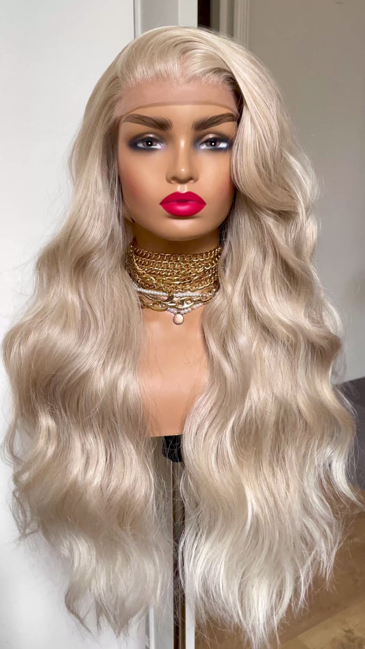 Blonde 26” Wavy Wig | 13x6 Lace & Versatile Part