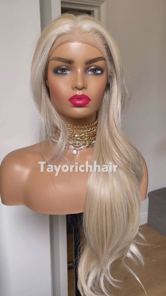 Light Honey Blonde Wig With Highlights; Curtain Bangs, Lace Front Synthetic Wig